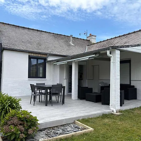 Maison 3 Etoiles Avec Jardin Clos, A 800 M De La Plage, Proche Port De Saint-sauveur, Ile-grande - Fr-1-542-22 Prázdninový dům *